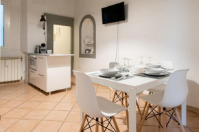 2 Rooms next to a market and Piazza Santa Croce - HomeUnity, Florence